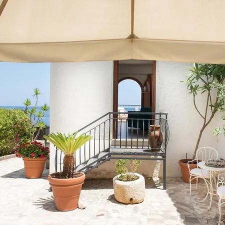 Villetta Di Fronte Al Mare Dell'addaura By Wonderful Italy * 팔레르모