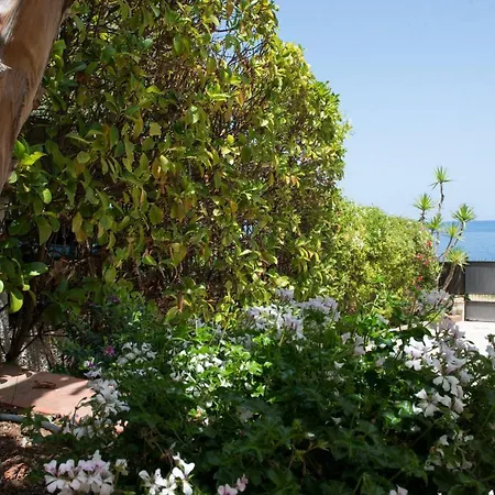 Villetta Di Fronte Al Mare Dell'addaura By Wonderful Italy Holiday home *
